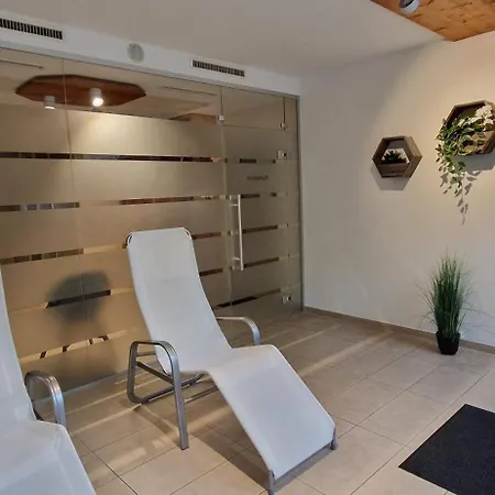 Appartamento 2-zimmer Mit Pool, Sauna Und Fitness *